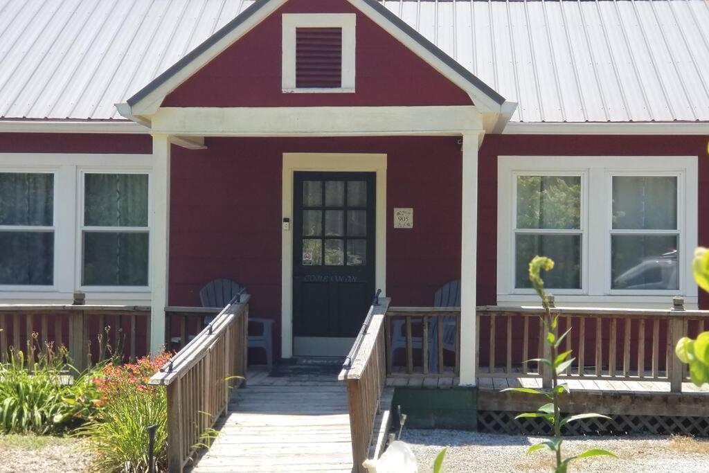 Charming Cottage In Morganton With Ample Parking Exterior photo