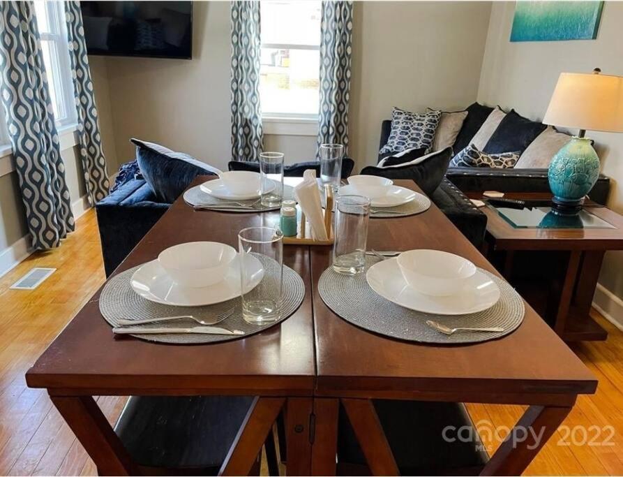 Charming Cottage In Morganton With Ample Parking Exterior photo